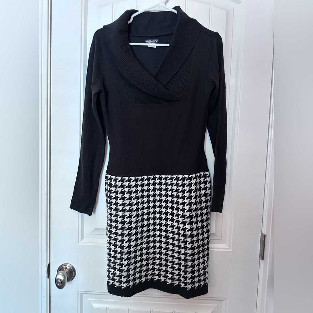 VENUS Black Top with Houndstooth Skirt sweater Dress
